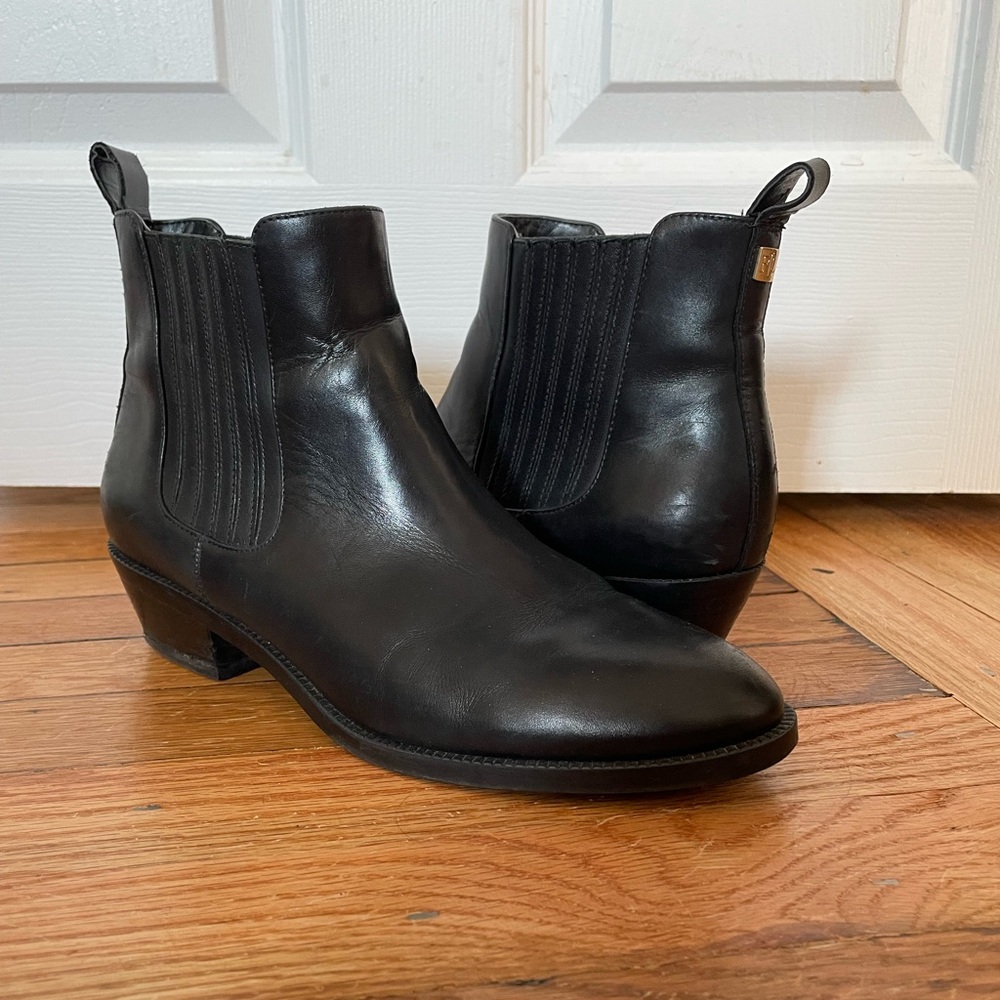 Lauren Ralph Lauren Ericka Chelsea Boot